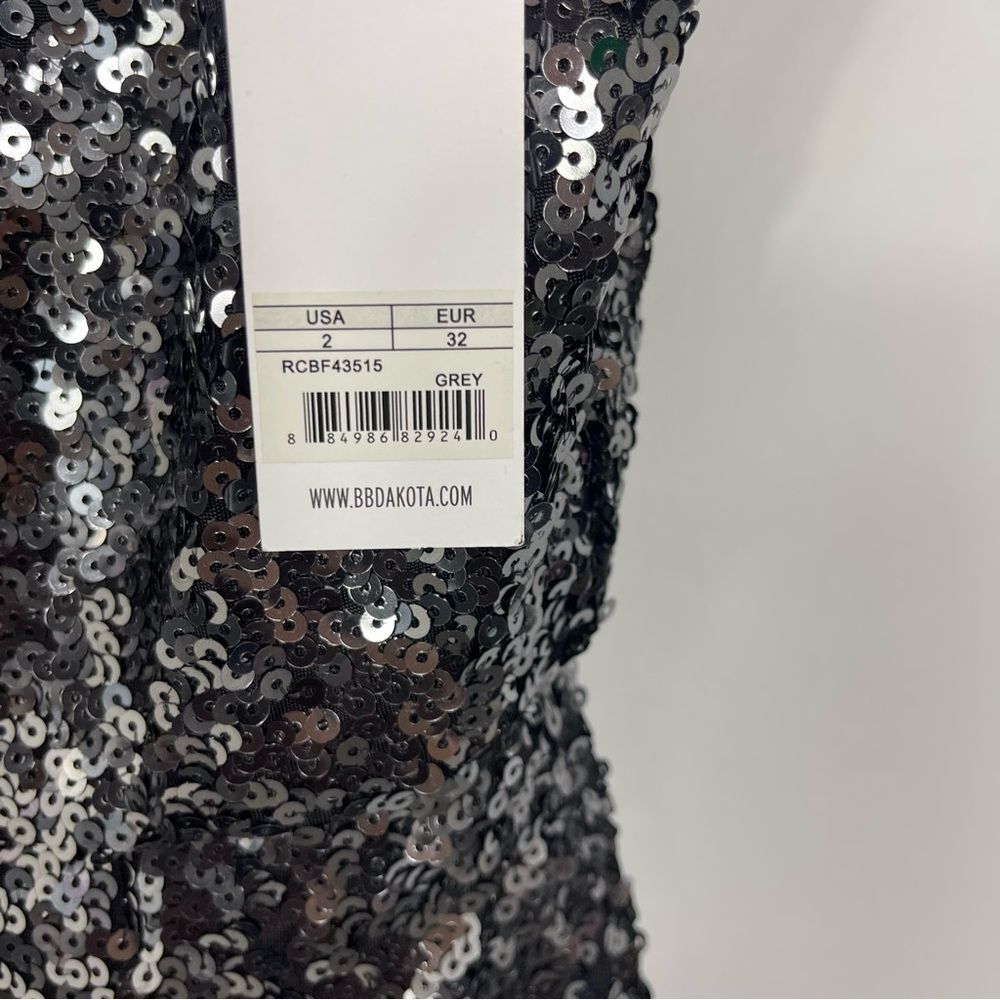 NWT BB Dakota Callan Sequin Romper Pewter Silver XS 2 Cocktail NYE Party Club - Picture 10 of 16